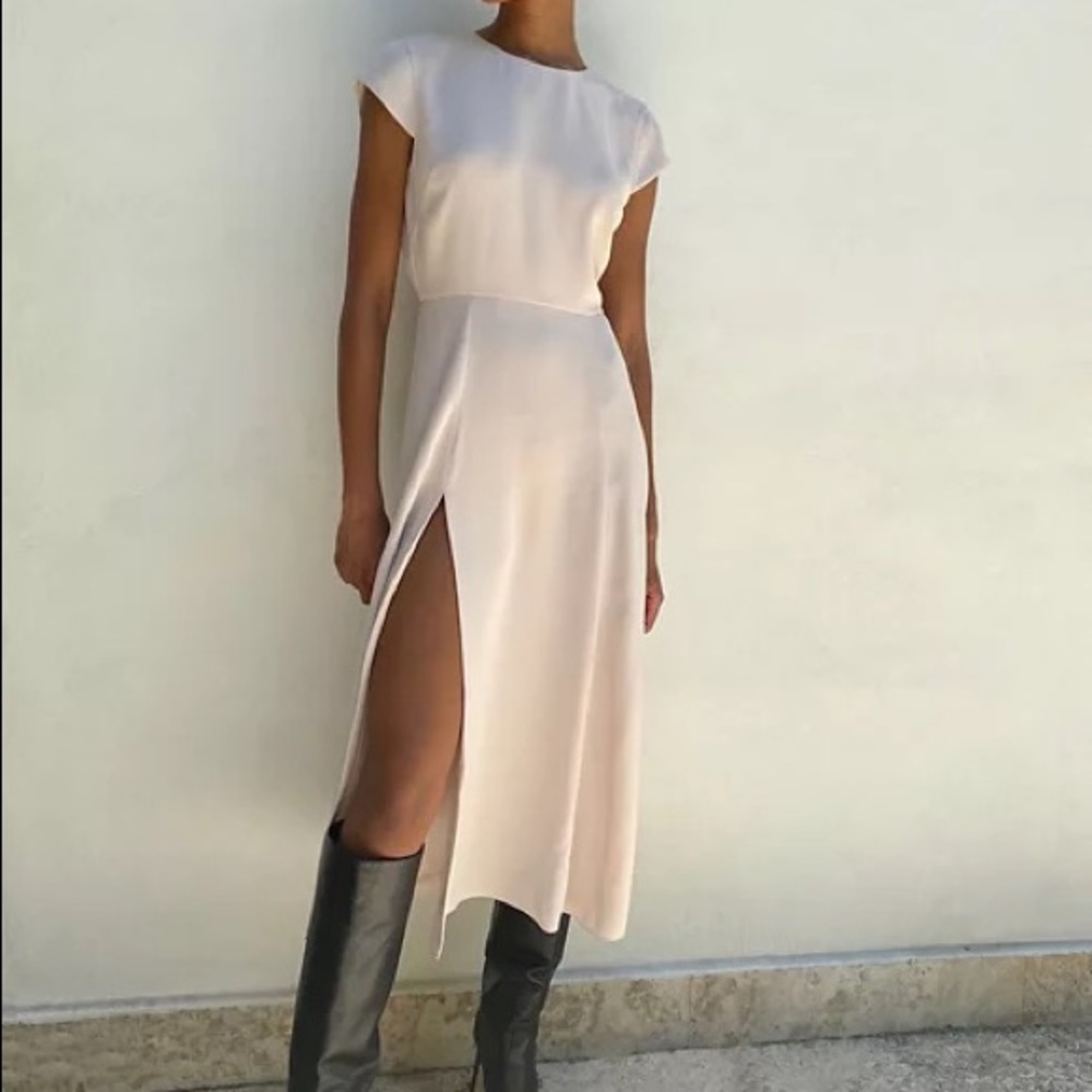 Babaton Hamptons dress